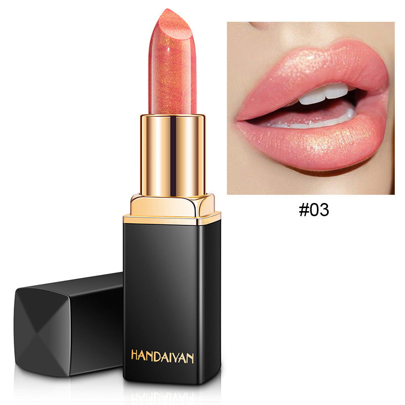 Lipstick with gold cap and black casing, featuring the brand 'HANDAIYAN'.